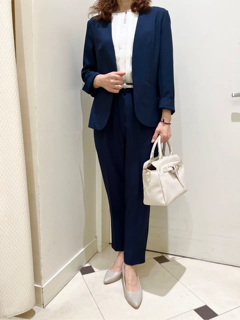 ANY SIS スタッフ コーディネート画像