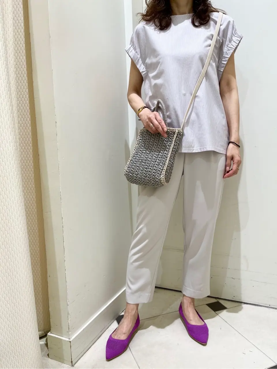 ANY SIS スタッフ コーディネート画像