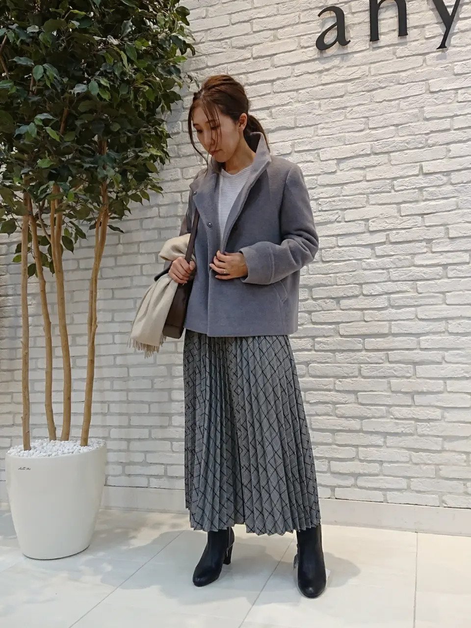 ANY SIS 東海林 コーディネート画像