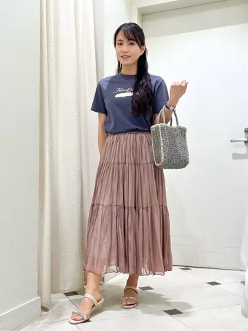 ANY SIS スタッフ コーディネート画像