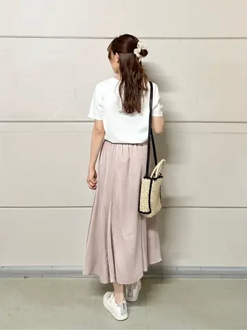 ANY SIS みぃ コーディネート画像