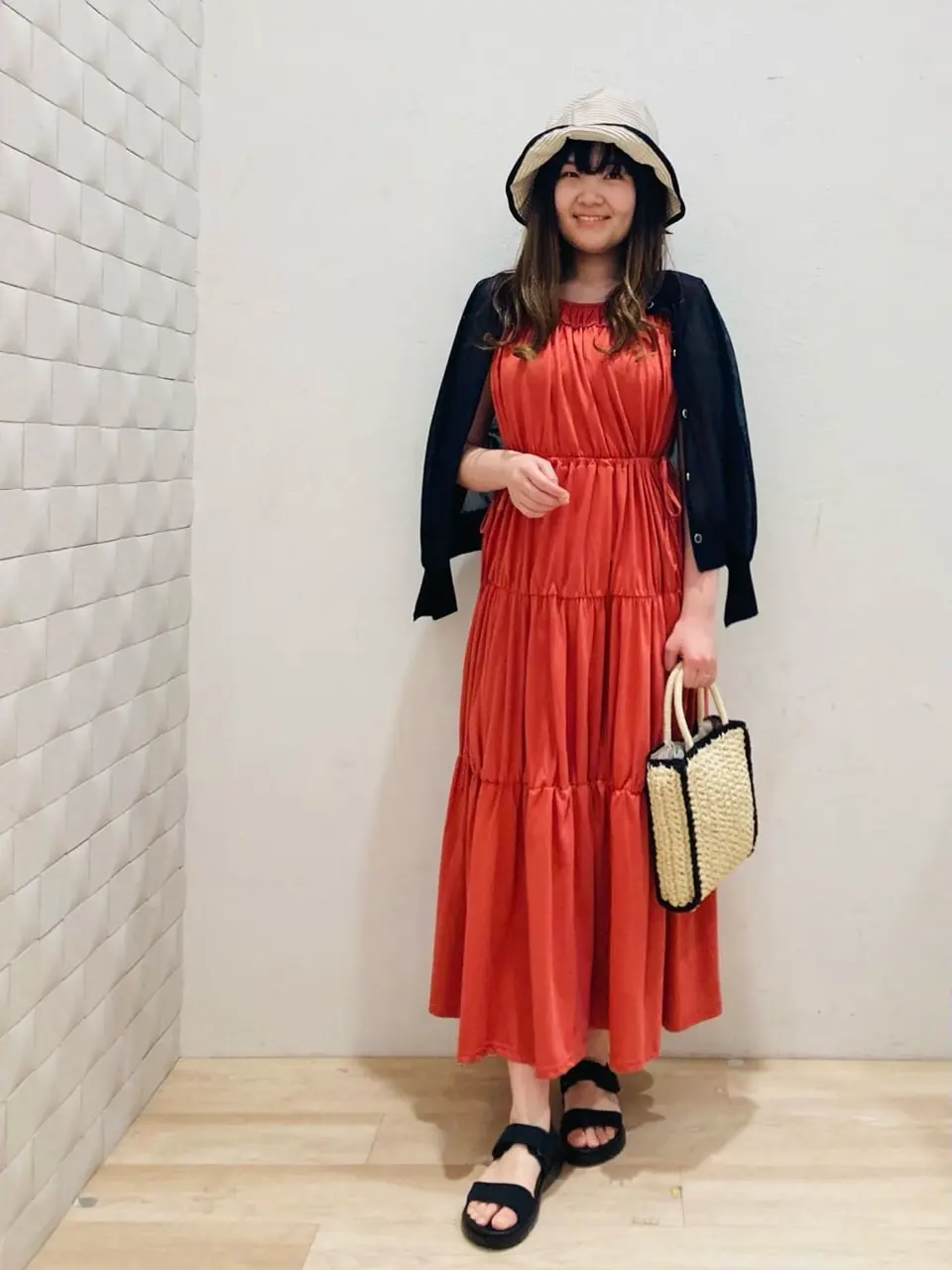 ANY SIS 川根　彩 コーディネート画像