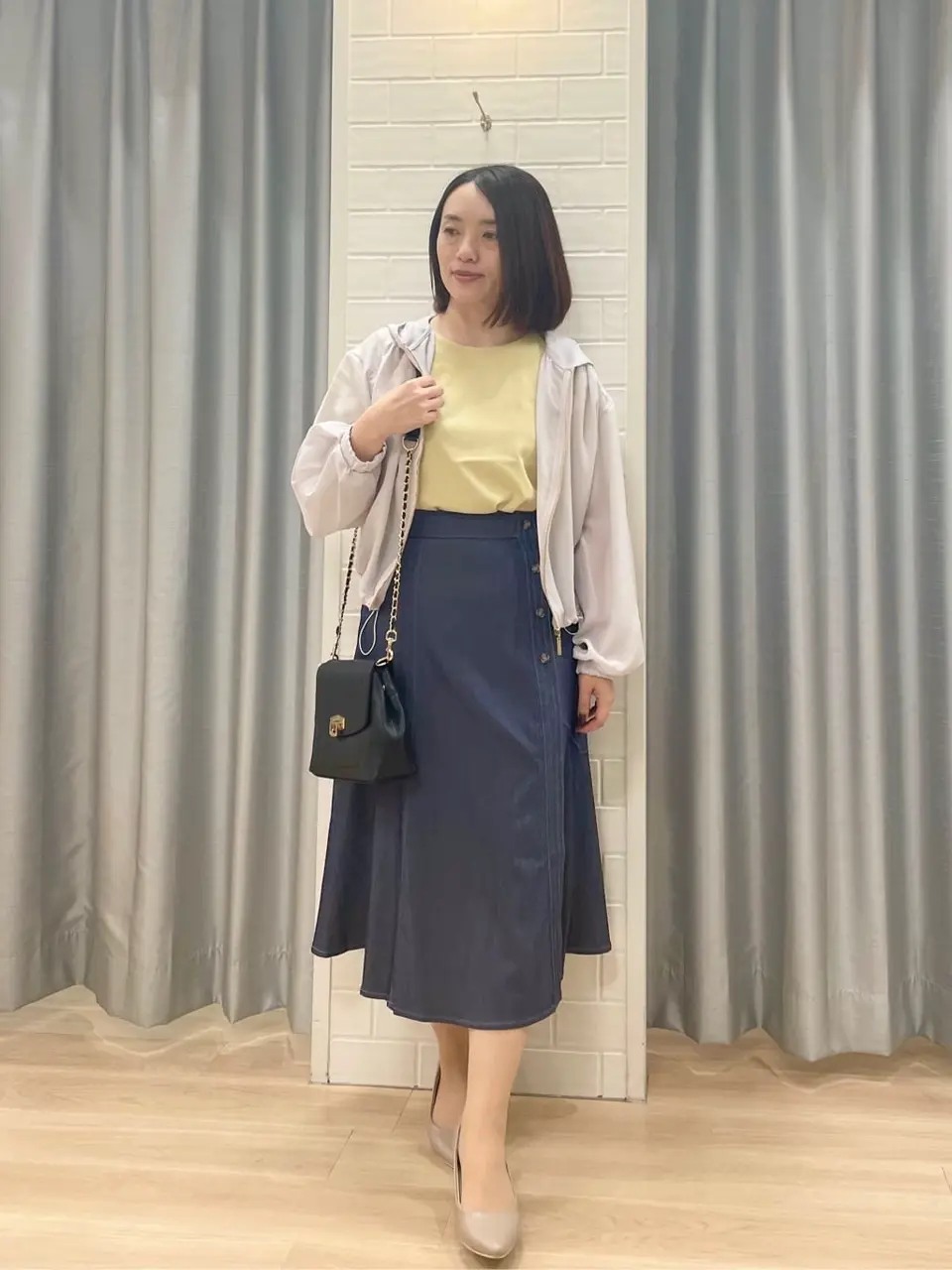 ANY SIS 丸岡 コーディネート画像