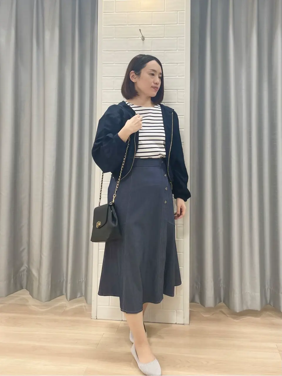 ANY SIS 丸岡 コーディネート画像