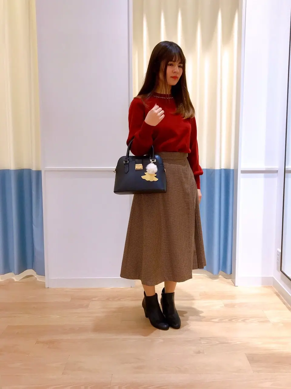 ANY SIS スタッフ コーディネート画像