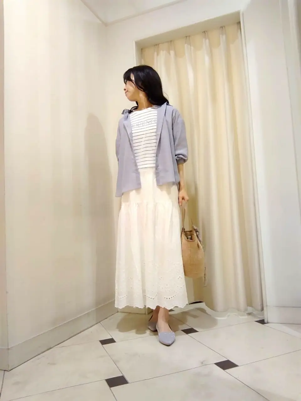 ANY SIS スタッフ コーディネート画像