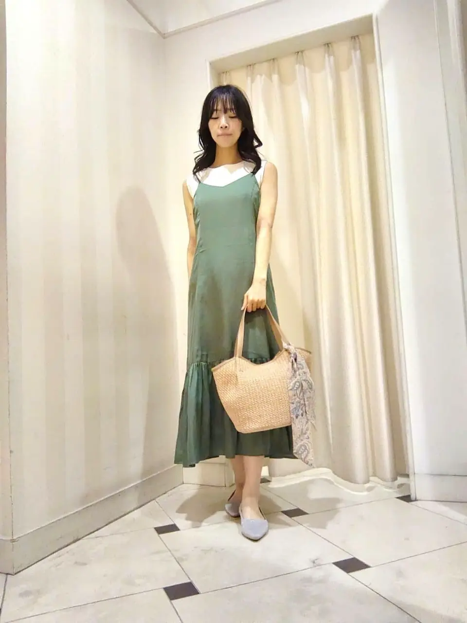 ANY SIS スタッフ コーディネート画像