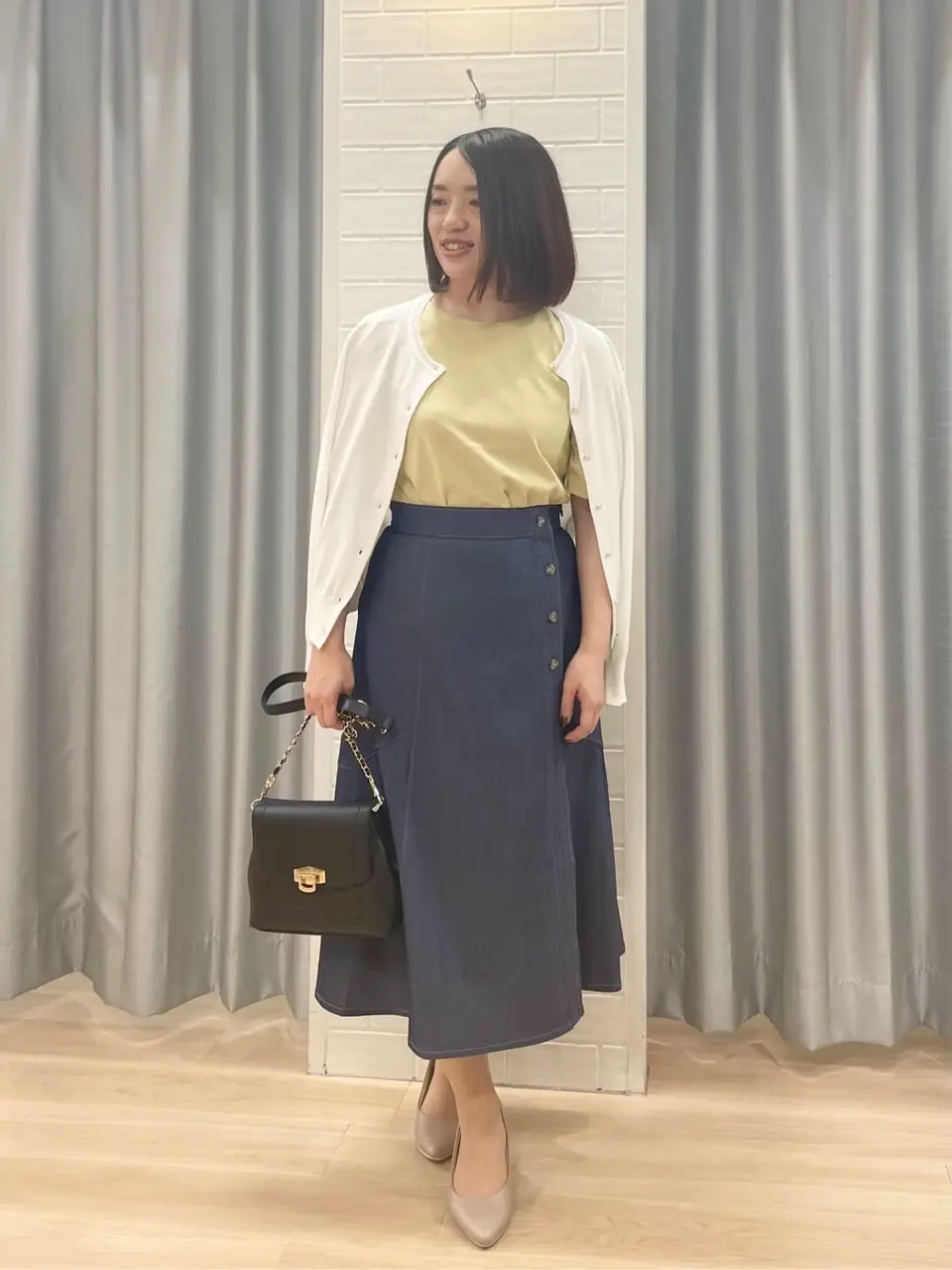 ANY SIS 丸岡 コーディネート画像