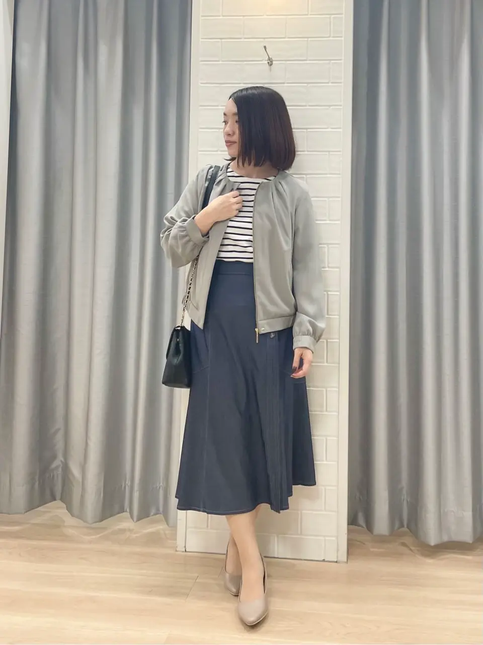 ANY SIS 丸岡 コーディネート画像