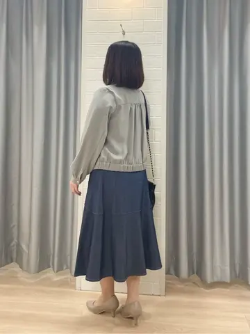 ANY SIS 丸岡 コーディネート画像