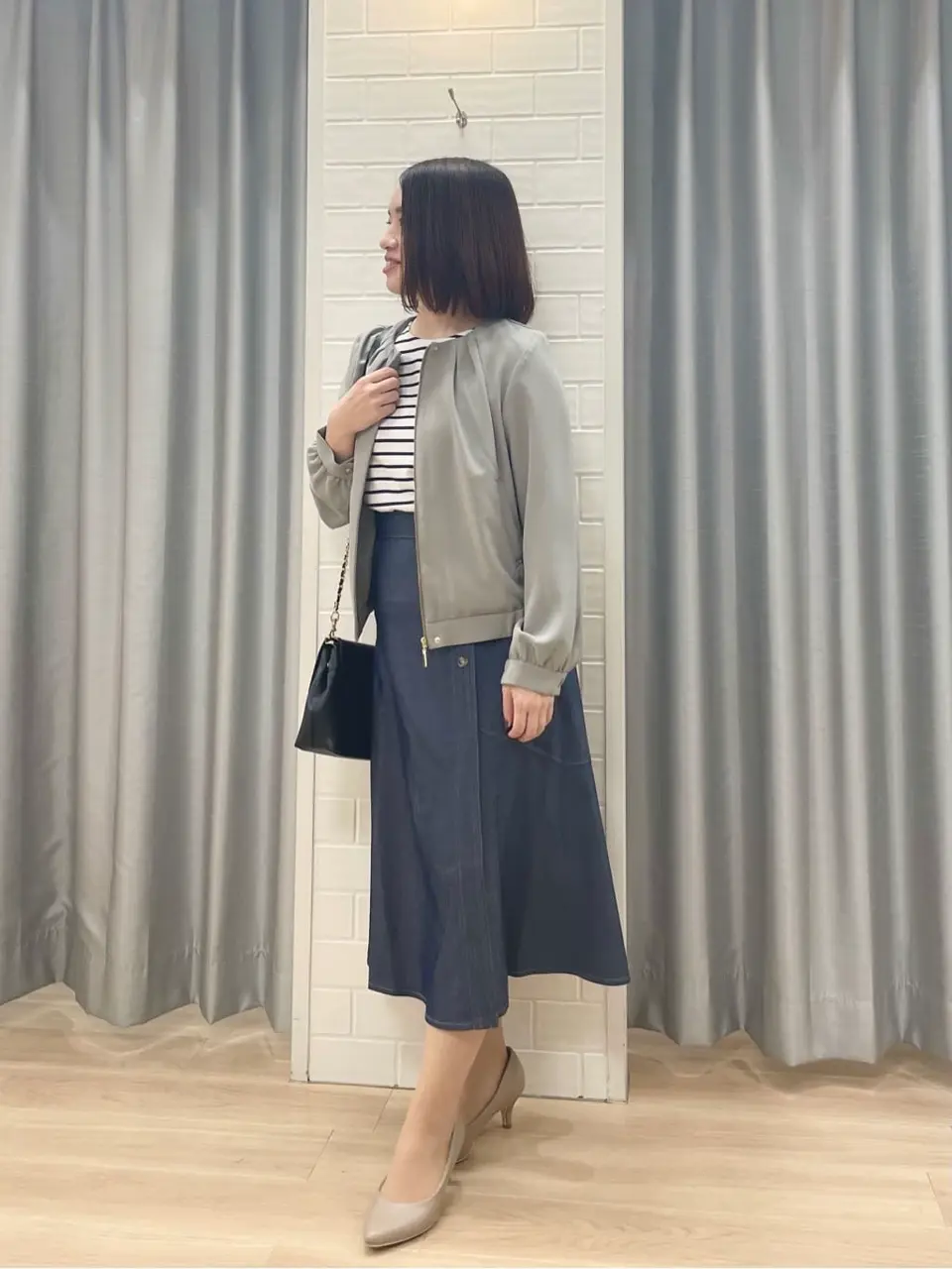 ANY SIS 丸岡 コーディネート画像