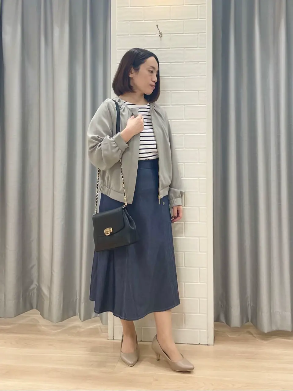 ANY SIS 丸岡 コーディネート画像