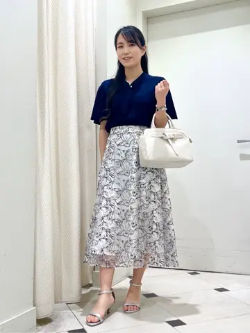 ANY SIS スタッフ コーディネート画像