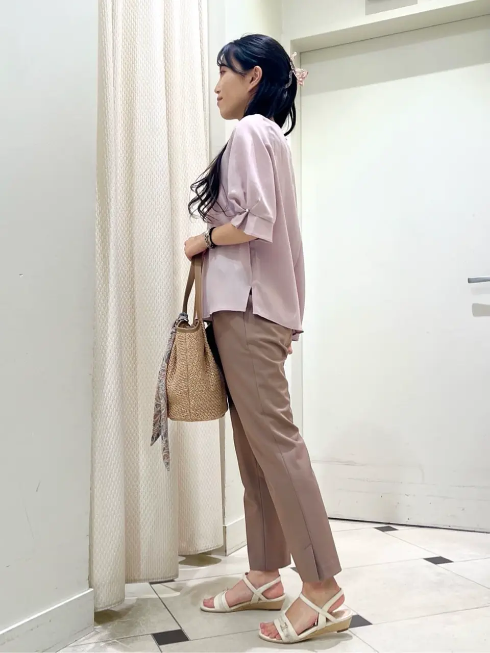 ANY SIS スタッフ コーディネート画像