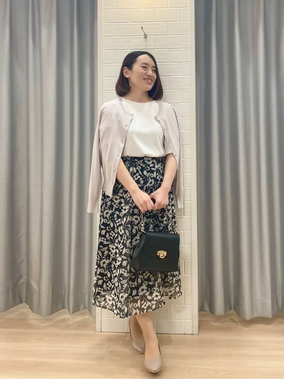 ANY SIS 丸岡 コーディネート画像