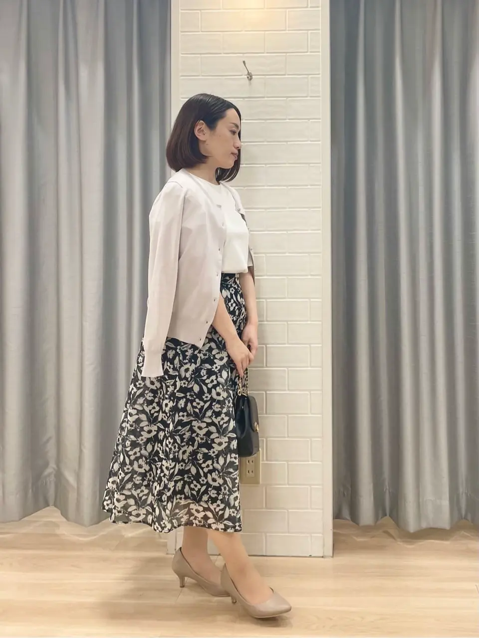 ANY SIS 丸岡 コーディネート画像