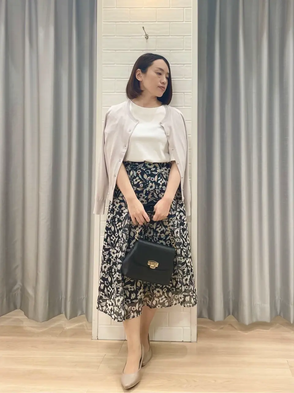 ANY SIS 丸岡 コーディネート画像