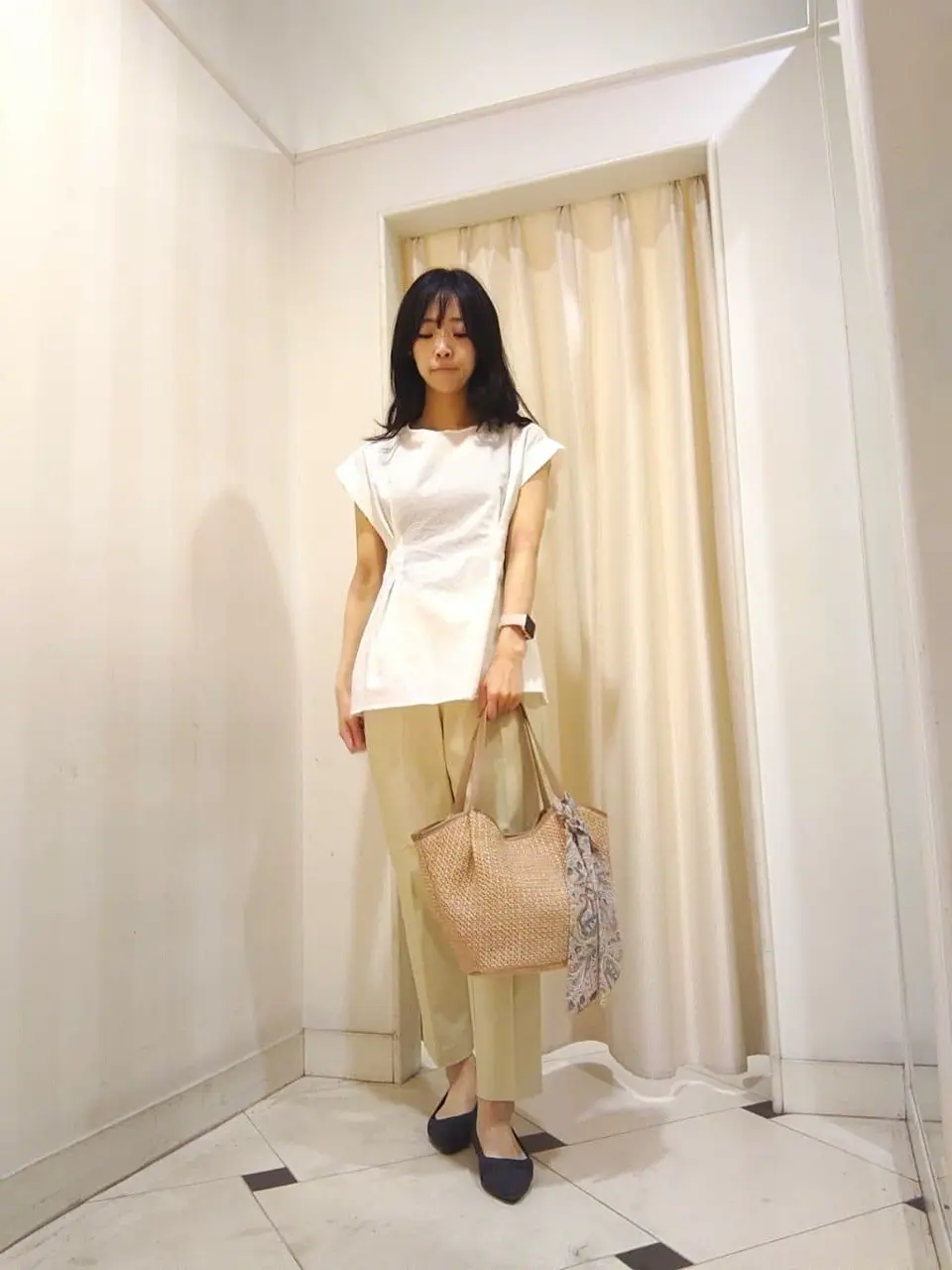 ANY SIS スタッフ コーディネート画像