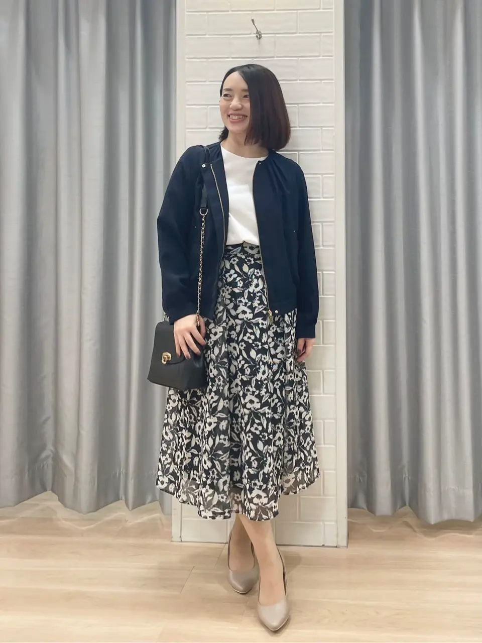 ANY SIS 丸岡 コーディネート画像