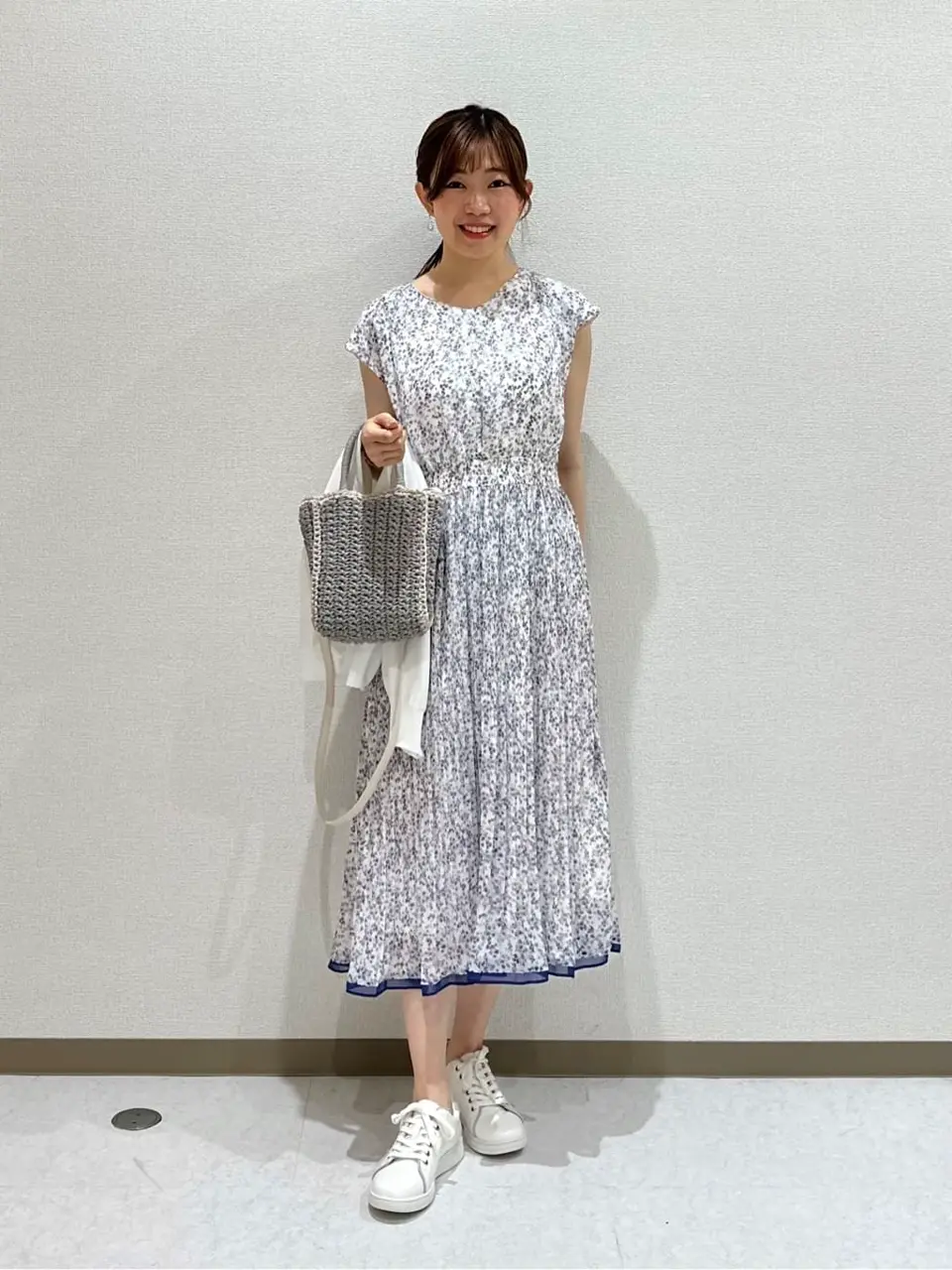 ANY SIS みぃ コーディネート画像