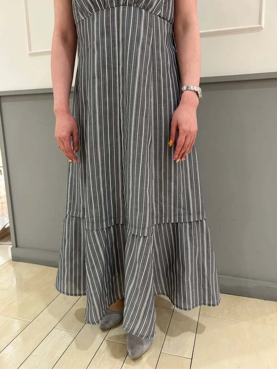 ANY SIS 咲本 コーディネート画像