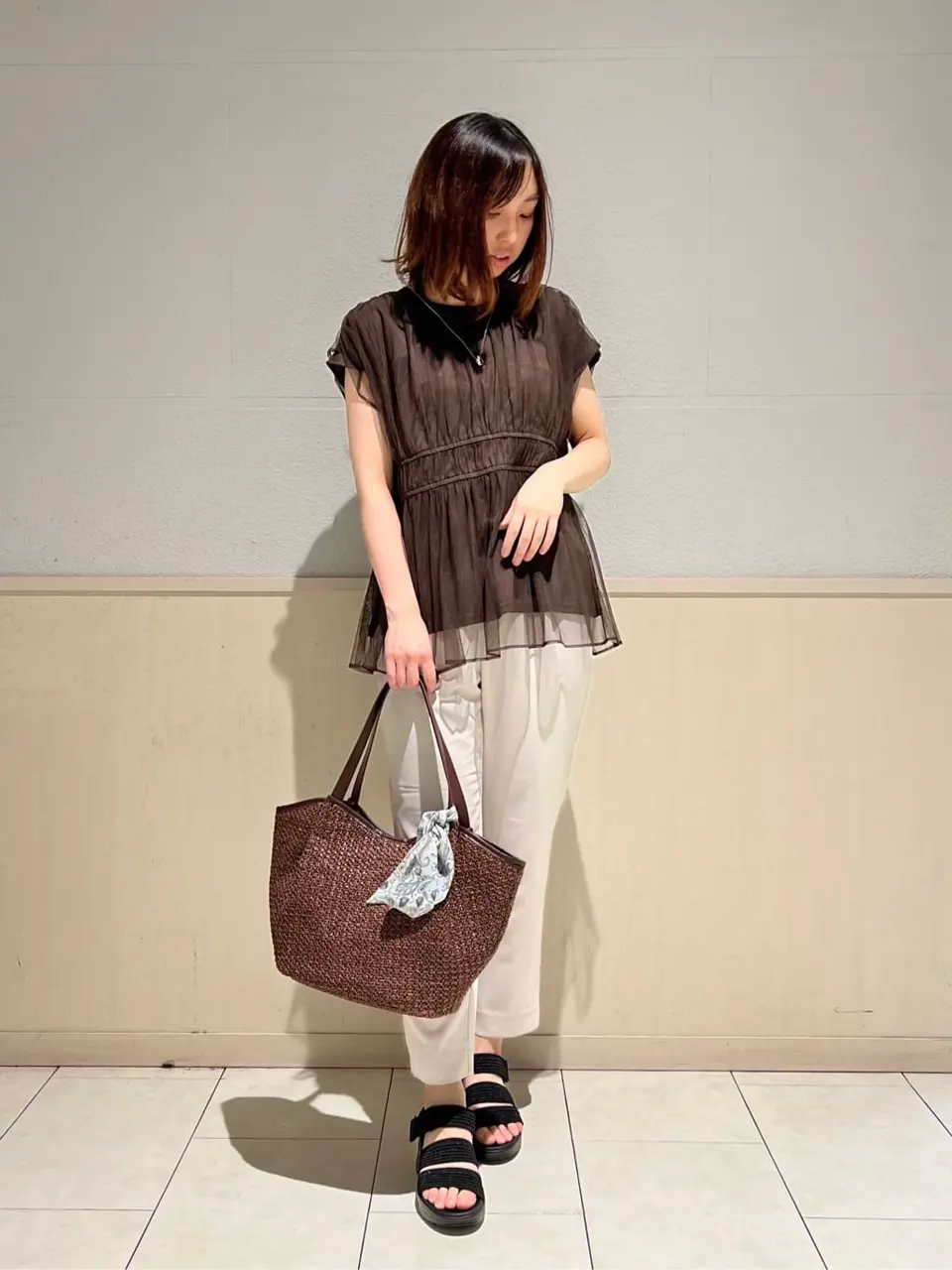 ANY SIS 村上 コーディネート画像