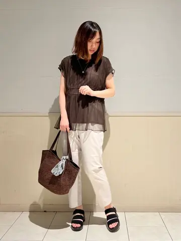 ANY SIS 村上 コーディネート画像