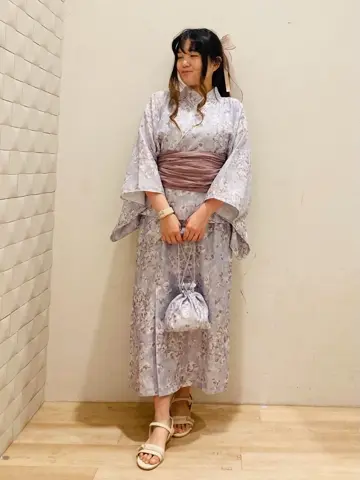 ANY SIS 川根　彩 コーディネート画像