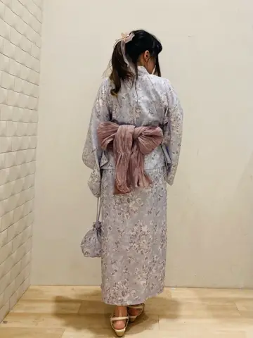 ANY SIS 川根　彩 コーディネート画像