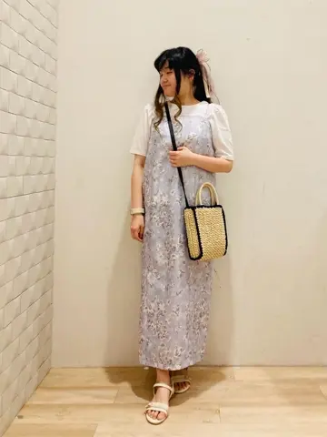 ANY SIS 川根　彩 コーディネート画像