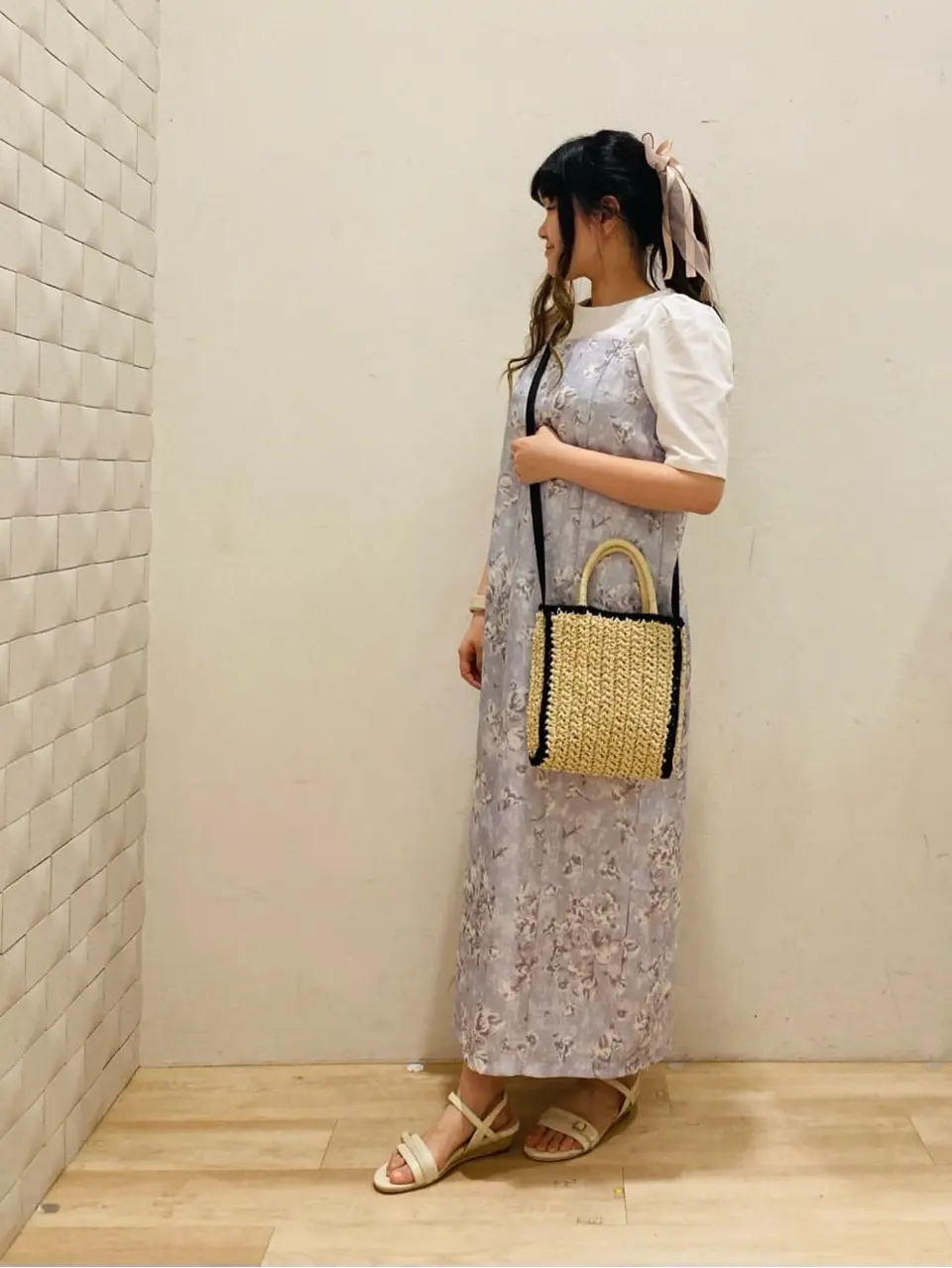 ANY SIS 川根　彩 コーディネート画像