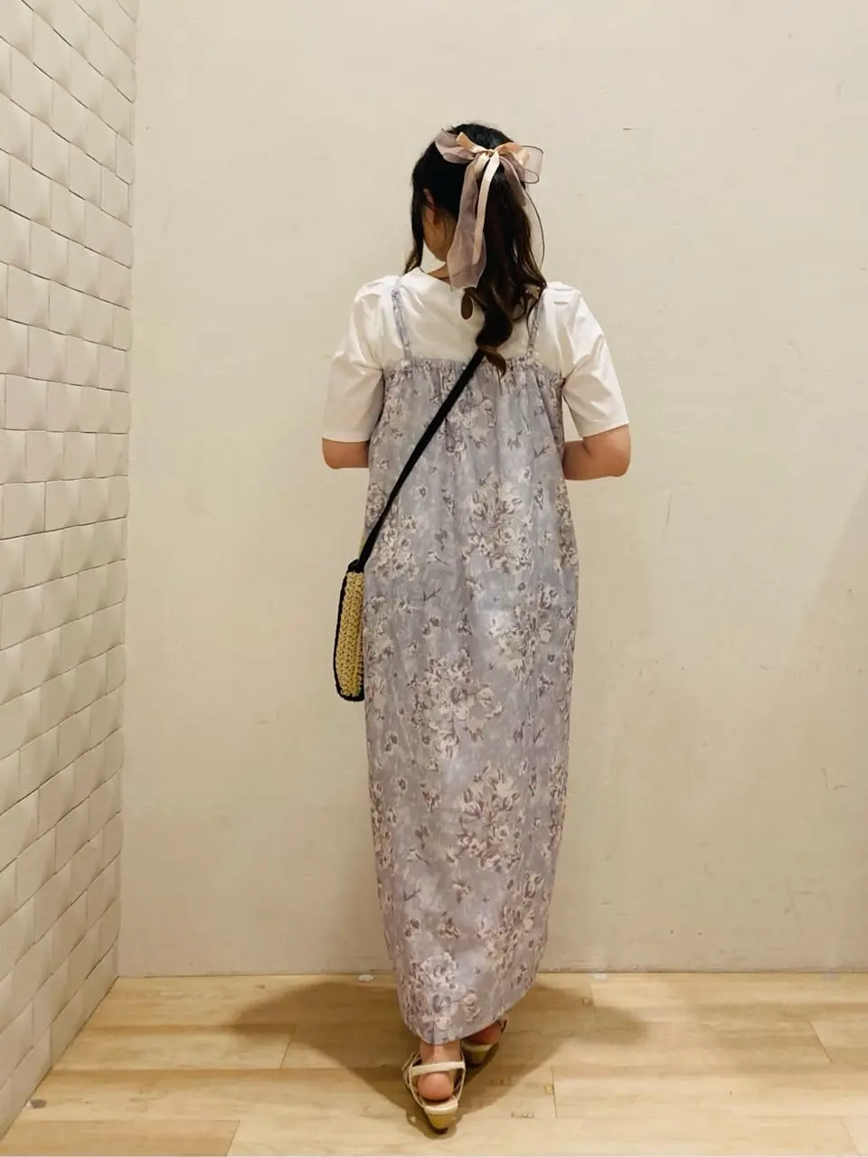 ANY SIS 川根　彩 コーディネート画像