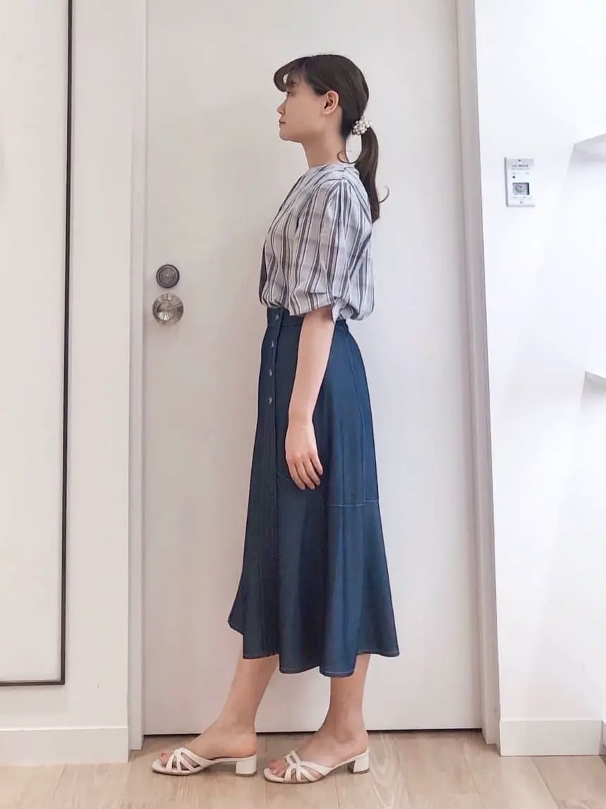 ANY SIS スタッフ コーディネート画像