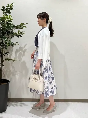 ANY SIS みぃ コーディネート画像