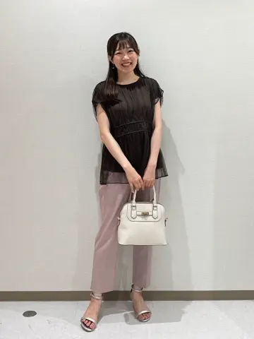 ANY SIS みぃ コーディネート画像