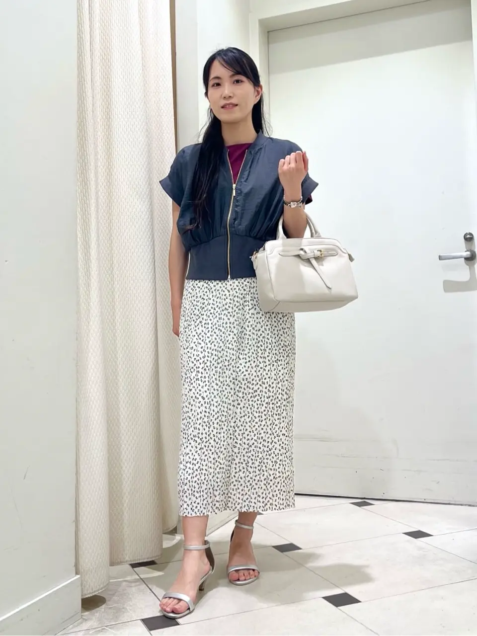 ANY SIS スタッフ コーディネート画像