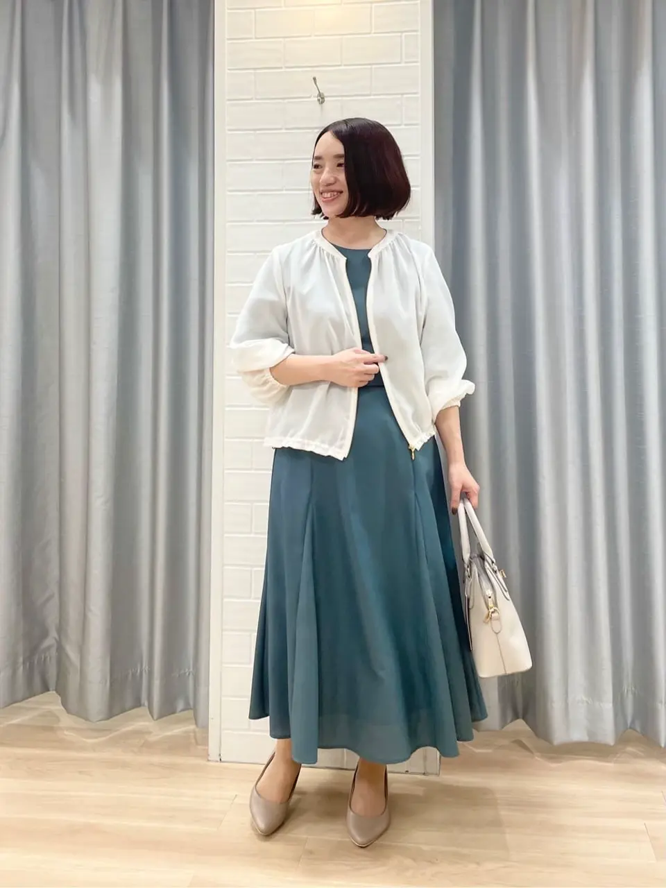 ANY SIS 丸岡 コーディネート画像