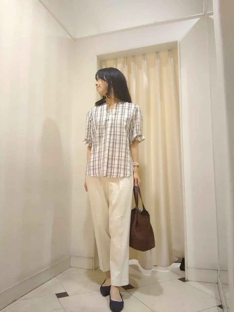 ANY SIS スタッフ コーディネート画像