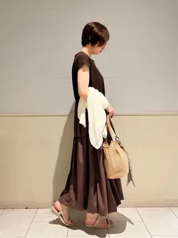 ANY SIS 村上 コーディネート画像