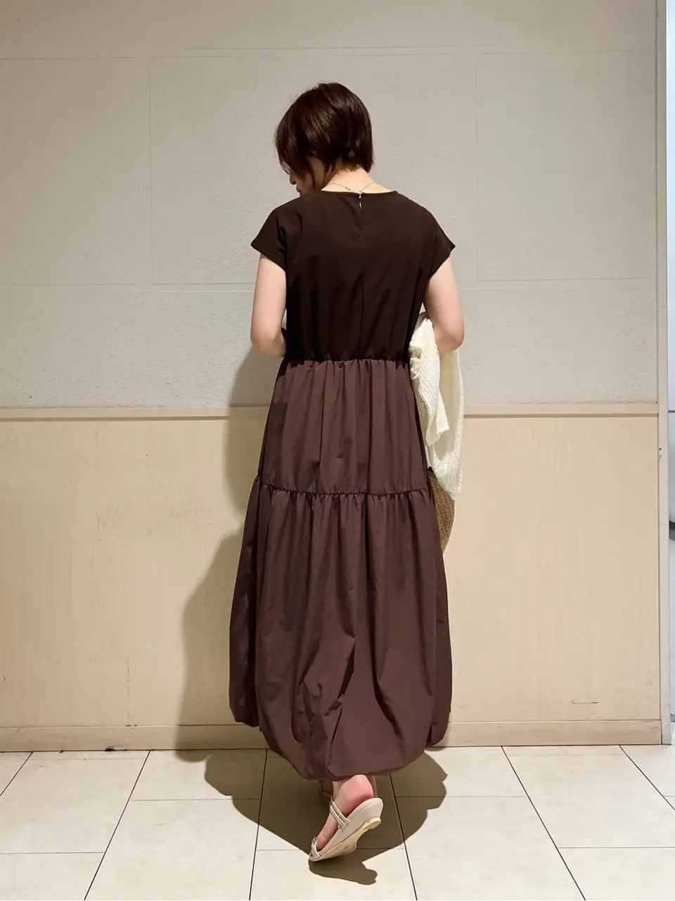 ANY SIS 村上 コーディネート画像