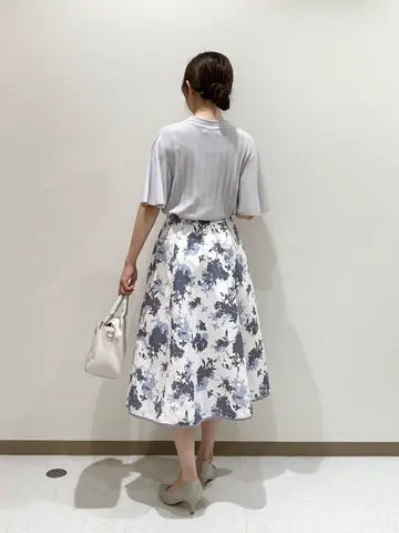 ANY SIS みぃ コーディネート画像