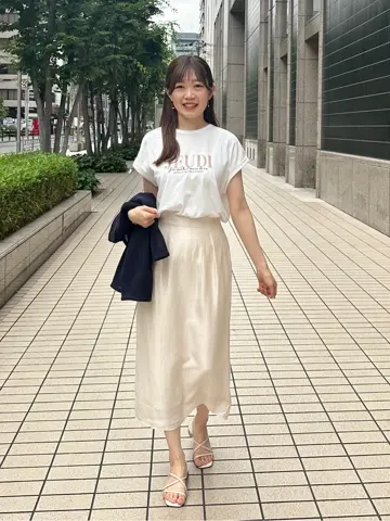 ANY SIS みぃ コーディネート画像