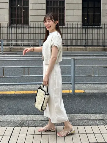 ANY SIS みぃ コーディネート画像