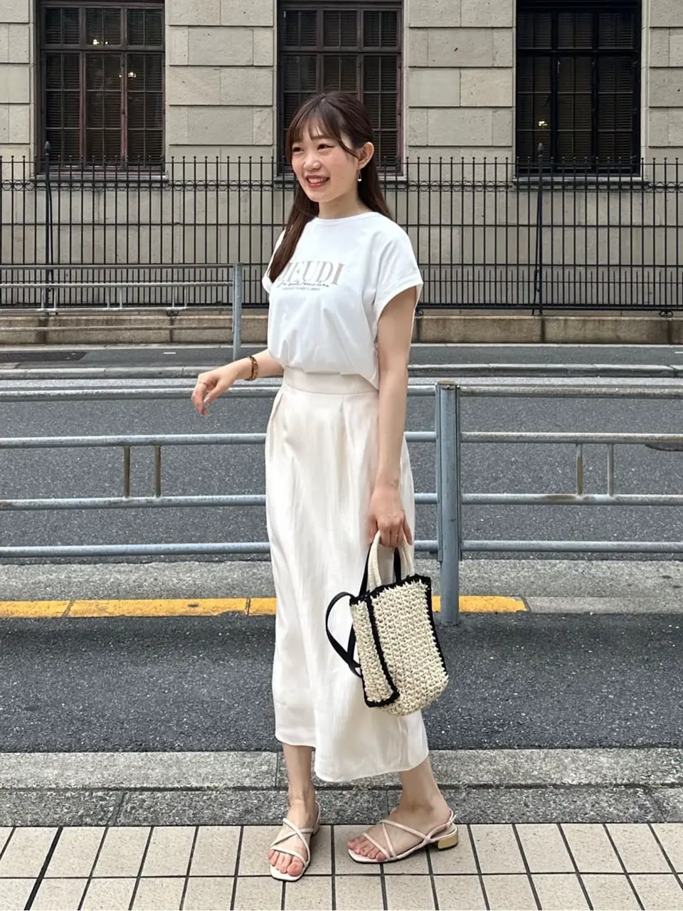 ANY SIS みぃ コーディネート画像