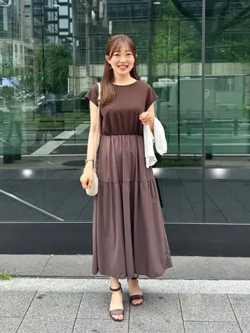 ANY SIS みぃ コーディネート画像