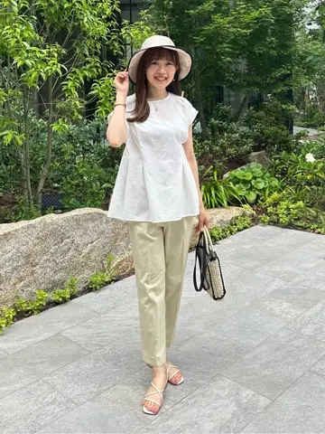 ANY SIS みぃ コーディネート画像