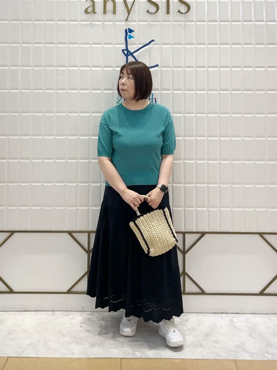 ANY SIS 西田 コーディネート画像