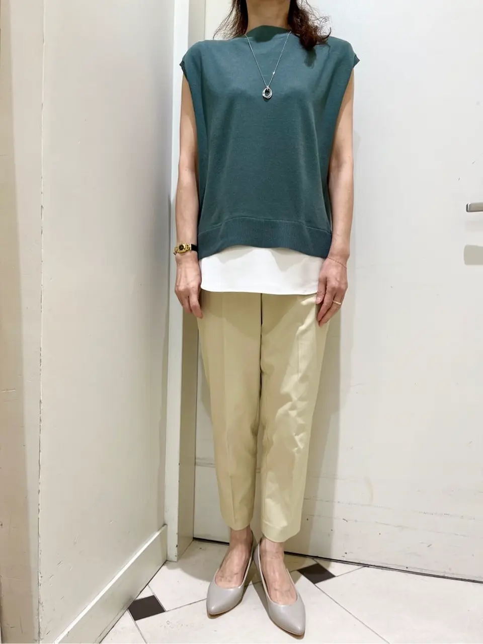 ANY SIS スタッフ コーディネート画像