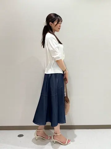 ANY SIS みぃ コーディネート画像