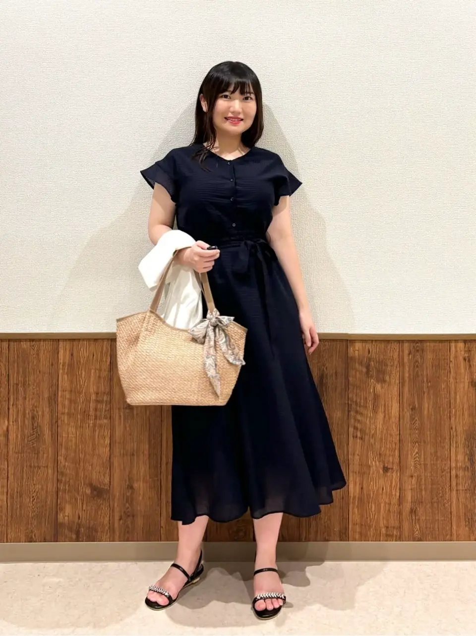 ANY SIS スタッフ コーディネート画像